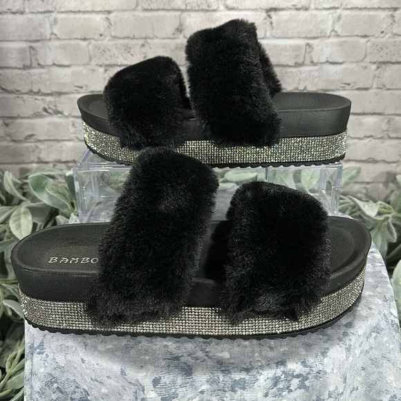 Bamboo Black 2-Band Furry Slipper Shoes with Crystal Embellished Soles WMS 9M - Picture 2 of 10